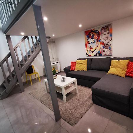 Kst Apartman Apartamento Budapest Exterior foto
